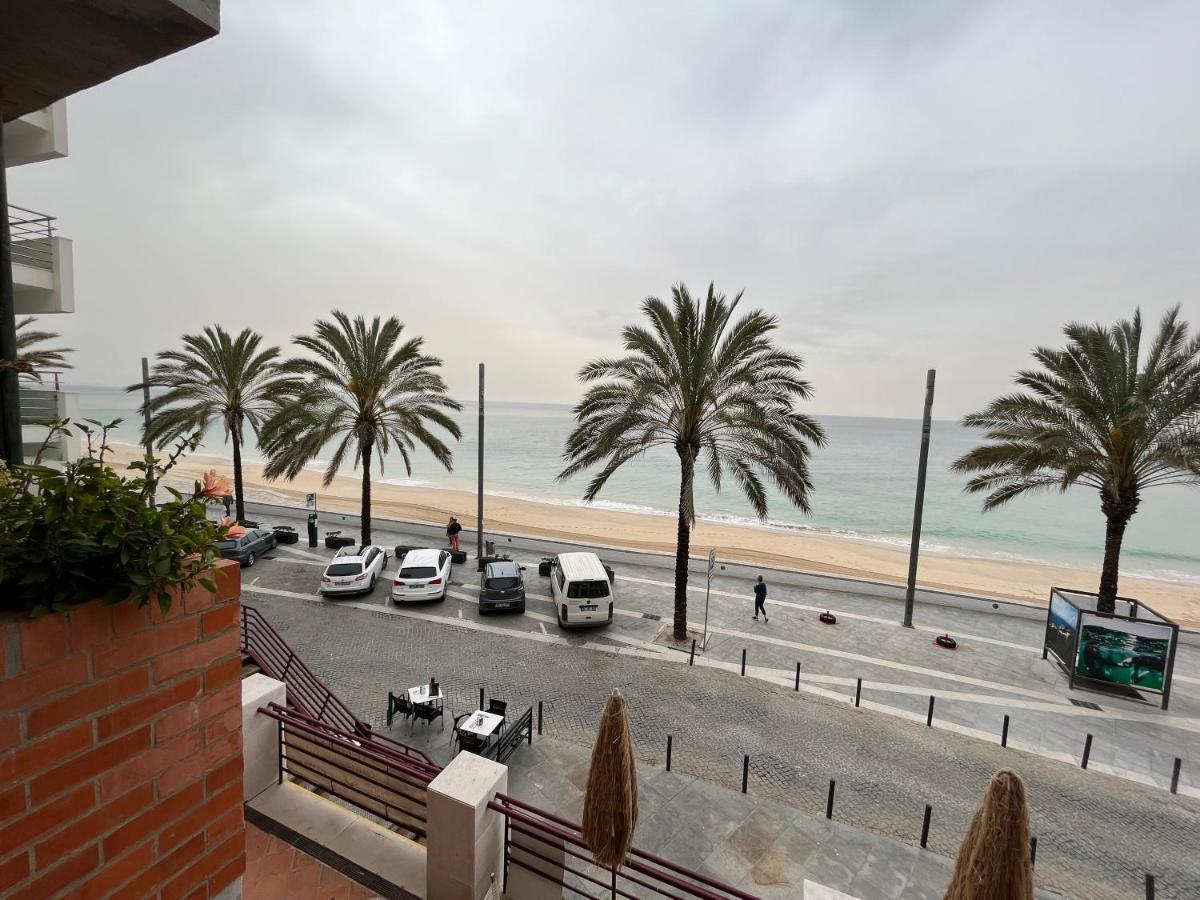 T1 com vista mar a 1 minuto a pé da praia Sesimbra Exterior foto